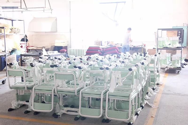 7月暑假季，祥聚座椅專注青少年的健康與成長，繁忙趕工！